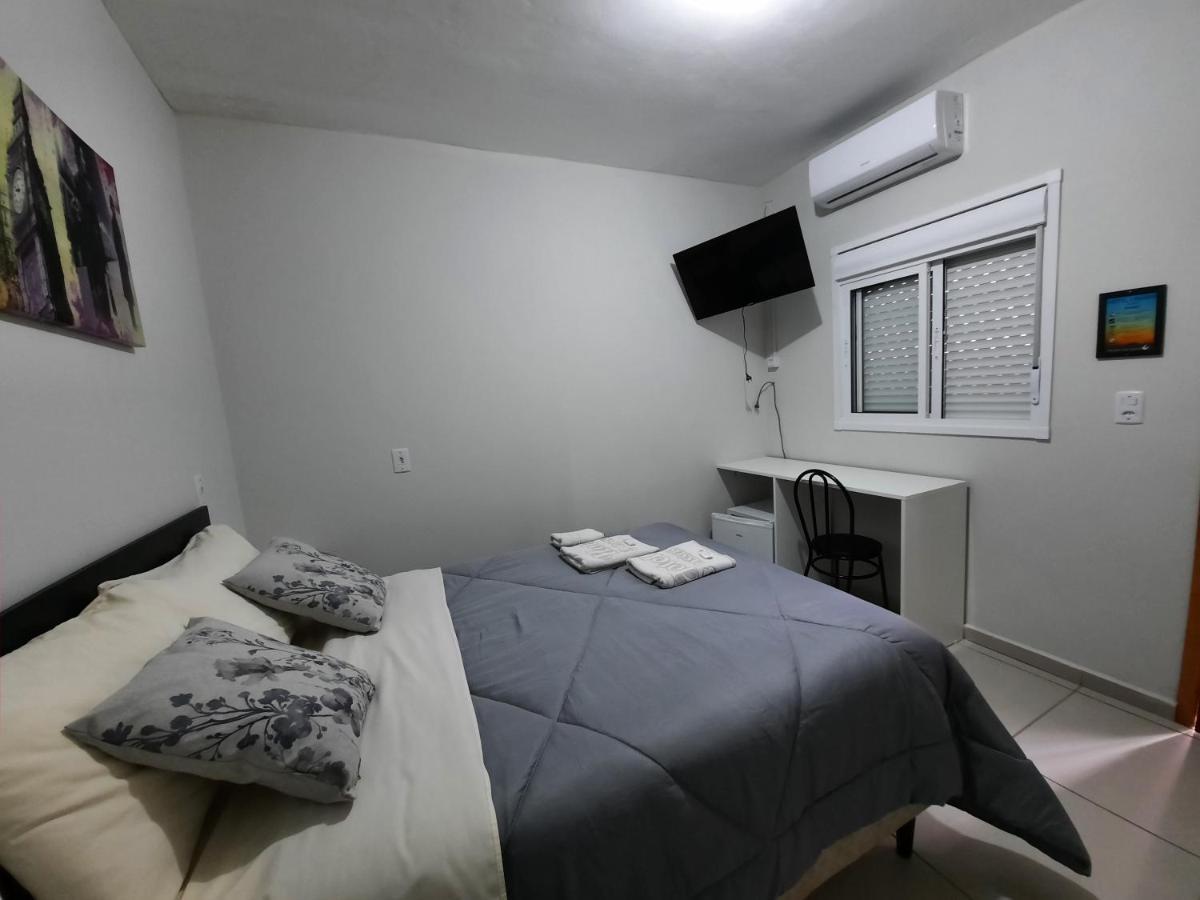 Hotel Tres Passos - Prox Ao Aeroporto E Rodoviaria Порту-Алегри Экстерьер фото